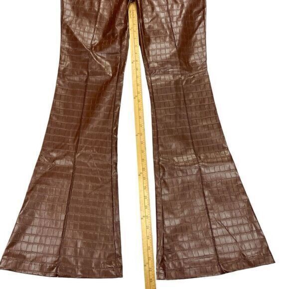 PrettyLittleThing Flare Pants Womens Size 6 Brown Faux Leather Croc Embossed New - Picture 12 of 16